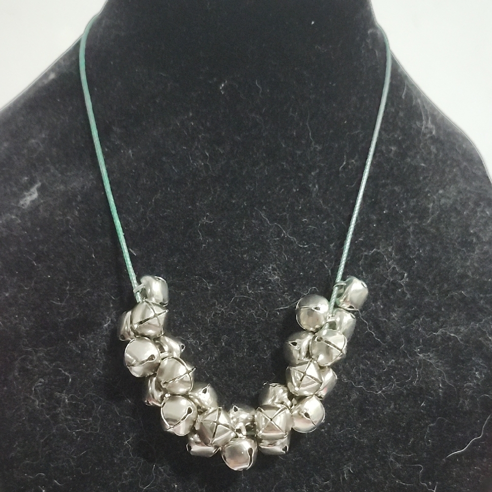 🦉 Handcrafted Emerald Echo Necklace